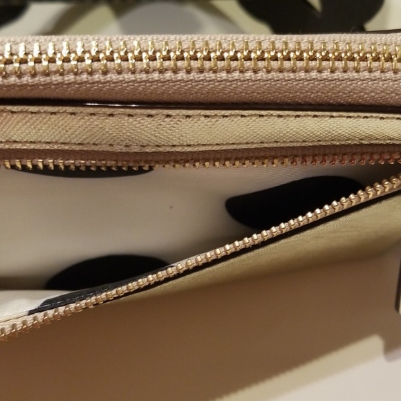 Kate Spade Chester wristlet - Picture 7 of 7